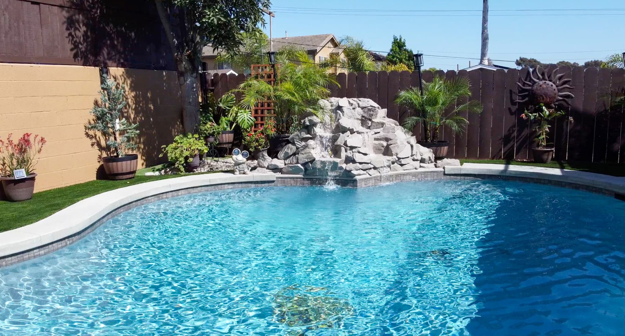 Adrian | Backyard & Pool